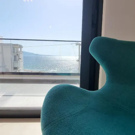 Modern Sea View *